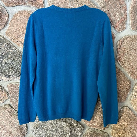 🦚Carroll Reed V neck soft and cozy peacock blue sweater. - Picture 4 of 5